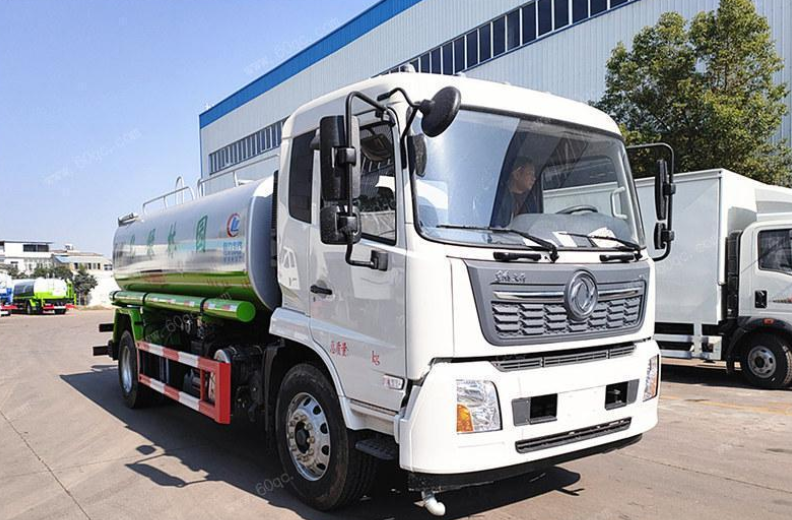 常熟工地降尘洒水车5吨8吨12吨15吨低价出售